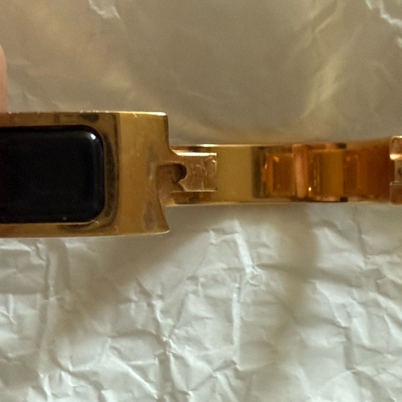 Auth Hermès Clic H Bracelet – Black Enamel / Gold-Plated – Size Small (PM) - Picture 8 of 9